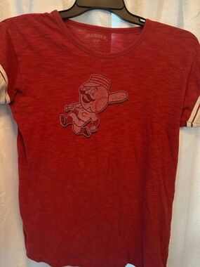 Cincinnati Reds tshirt
